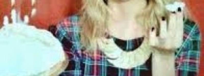 VIOLETRIVIA AGUSTINA