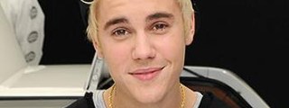 JUSTIN BIEBER