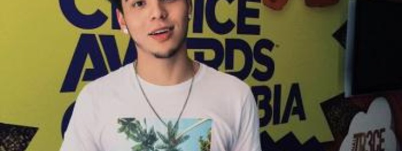 Conoces a Sebastian Villalobos?