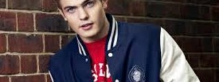 que tanto sabes de Alex Roe
