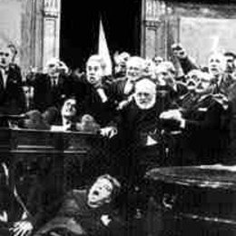 &iquest;A qu&eacute; senador matan en plena sesi&oacute;n? - Historia argentina IBI