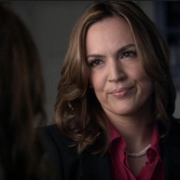 Cual es la profesion de Veronica Hastings  - &iquest;Cuanto sabes de Pretty Little Liars?