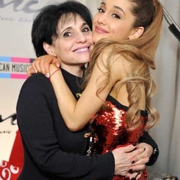 Ariana es de descendencia... - &iquest;Que tanto sabes de Ariana Grande?