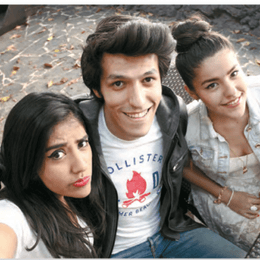 &iquest;de que color tiene pintado el cabello karen? - que tan fan eres de loos polinesios