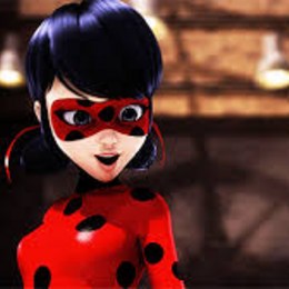 (pregunta dificil) &iquest;Que intenta descubrir marinette? - cuanto sabes de marinette o mas bien de miraculous ladybug