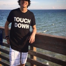 Qu&eacute; Acserio No Puede Dejar De Usar Christopher.?  - Cuanto Conoc&eacute;s A CNCO.? 