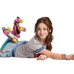 &iquest;En d&oacute;nde trabaja Luna al principio de la serie? - &iquest;Cu&aacute;nto sabes sobre Soy Luna?