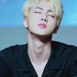 Con quien Shippeas a Omma Jin :,v (ehhh no sabia que mas poner :,v )  - Que Tanto sabes de  Jin (BTS) 