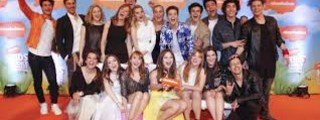 SOY LUNA