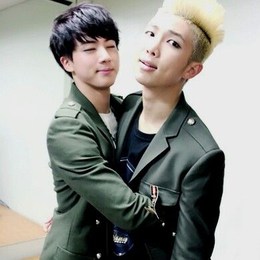 Cancion con la que  debutaron? - Que tanto sabes de BTS?