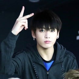 cuales son sus  colores favoritos? - cuanto sabes de jungkook de bts