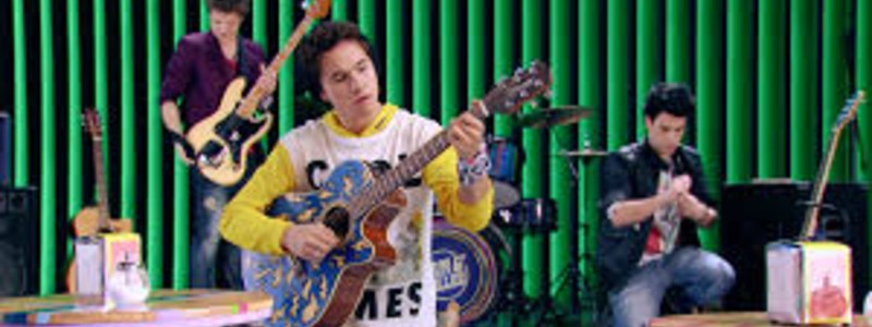 A QUIEN TE PARECES MAS A SIMON NICO O PEDRO¿