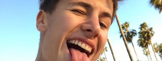 cuanto sabes de JuanPa Zurita?