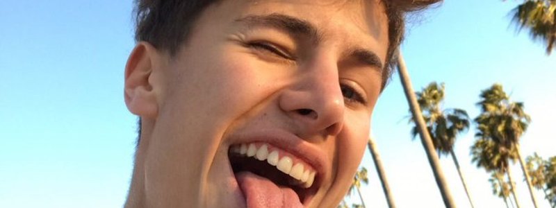 cuanto sabes de JuanPa Zurita?