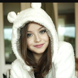 Cuantos a&ntilde;os tiene karol sevilla - Que tan tanto sabes de soy luna dificil