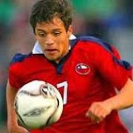 &iquest;a qu&eacute; edad debut&oacute; Alexis S&aacute;nchez en la selecci&oacute;n chilena ? - cuanto saves de los futbolistas chilenos 