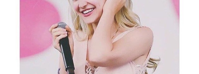 Cuanto sabes de Dove Cameron? 2017