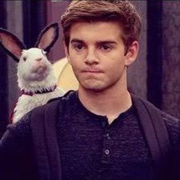 quien interpreta a max - cuanto sabes sobre los the thundermans 