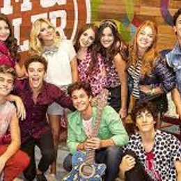 A QUIEN SE LE CONOCE COMO EL CHICO FRESA - QUE TANTO SABES DE SOY LUNA