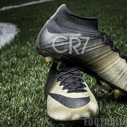 cuantos a&ntilde;os de edad tiene el bicho cr7 - Cuanto sabes de futbol