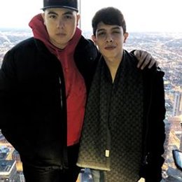 nombre de su disquera - que tanto sabes de cvysd