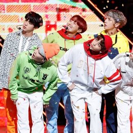 EN QUE CANCI&Oacute;N MENCIONAN A "NEMO"? - QUE TANTO SABES DE BTS?