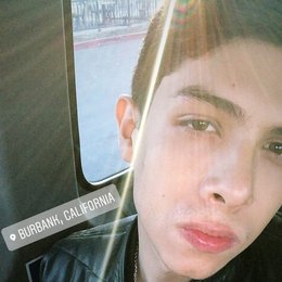 es integrante de un grupo &iquest;como se llama? - que tanto sabes de cornelio vega jr