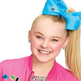 Cuantos mo&ntilde;os tiene aproccimadamente Jojo? - &iquest;Cuanto sabes de Jojo Siwa?