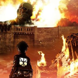  La Seiyuu/actoradevoz de este personaje es la narradora del inicio de algunos capitulos - Que tanto Sabes de Anime Shingeki no Kyojin de temporada 1 a la 3 *incluyendo Ov