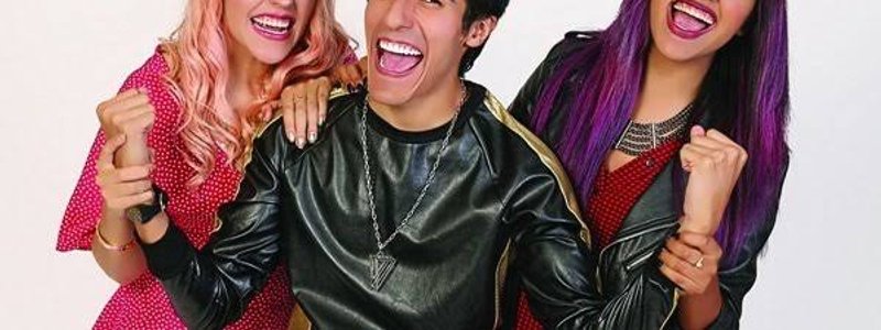 Que Polinesio eres ? Karen .Rafa o Lesslie 