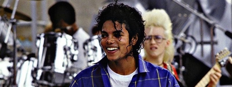 te pareces a MICHAEL JACKSON???