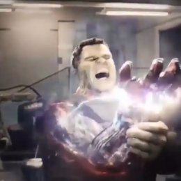 que paso cuando hulk chasqueo los dedos con el guante - QUE TANTO SABES DE AVENGERS END GAME