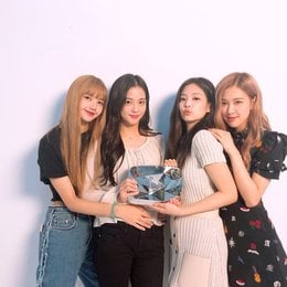 Quien es la cantante principal? - Cuanto Sabes De BLACKPINK?