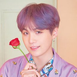 Cual es el segundo nombre artistico de Suga - QUE TANTO SABES DE SUGA DE BTS