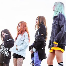 A que cancion pertence esta imagen?  - Reconoces la canciones de blackpink por la imagen? 