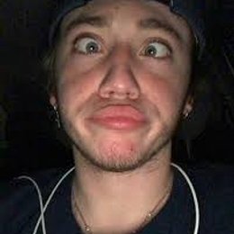 A que edad fue su primera batalla de freestyle? - PAULO LONDRA