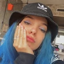 Cuando Empez&oacute; Youtube? - Cuanto Conoces A Angie Velasco?