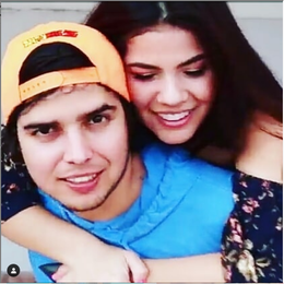 Como se llama la pareja que todos aman? - CUANTO CONOCES A "YOLO AVENTURAS"