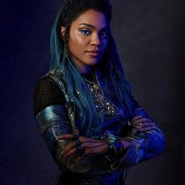 QUE  COJIO UMA EN DESENDIENTES 3 QUE ERA DE HADES - QUE TANTO SABES DE DESENDIENTES