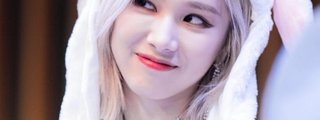 Un cita con Mia (everglow)