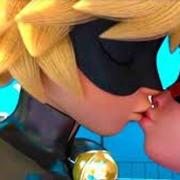 Adrien descubre la identidad de Marinette, se casan y tienen a Emma, Louis y Hugo, pero Bunnix aparece y... - &iquest;Cuanto sabes de los episodios de Miraculous Ladybug?