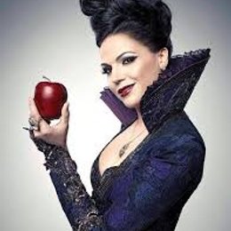 Porque Regina lanzo el hechizo oscuro? - Si eres fan&aacute;tico de Once Upon a Time, responder&aacute;s estas preguntas sin errores.