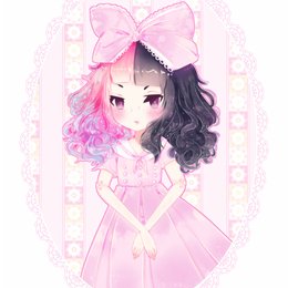 Hey girl, look at my mom, she's got it going on, Ha!, you're blinded by her jewelry/
Oye chica, mira a mi mam&aacute;, ella lo tiene todo, Ja!, estas cegada por sus joyas - Adivina la canci&oacute;n de Melanie Mart&iacute;nez con su letra/&Aacute;LBUM CRY BABY!!!