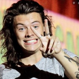 De qu&eacute; color era el color de su micr&oacute;fono en One Direction&para; - Cuanto Sabes Sobre Mr. Harry Styles