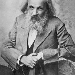 Dimitri Ivanovich Mendeleiev. - &iquest;F&iacute;sico qu&iacute;mico matem&aacute;tico o bi&oacute;logo?