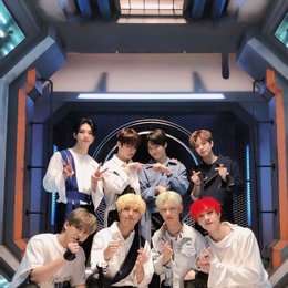 Que miembros tienen mascotas? - Cu&aacute;nto sabes de Stray Kids