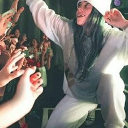 &iquest;Cu&aacute;ntos a&ntilde;os tiene actualmente? 2020 - Que tanto conoces a Billie Eilish?
