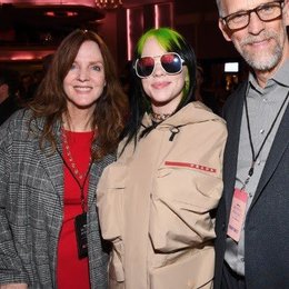 COMO SE LLAMAN SUS PADRES? - Billie Eilish