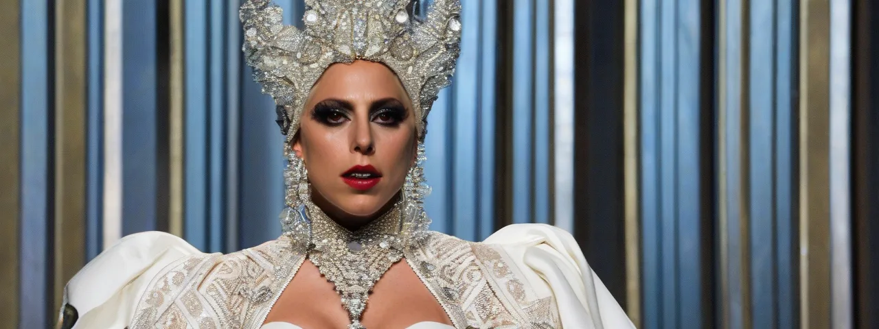¿quien sabe mas de Lady Gaga 